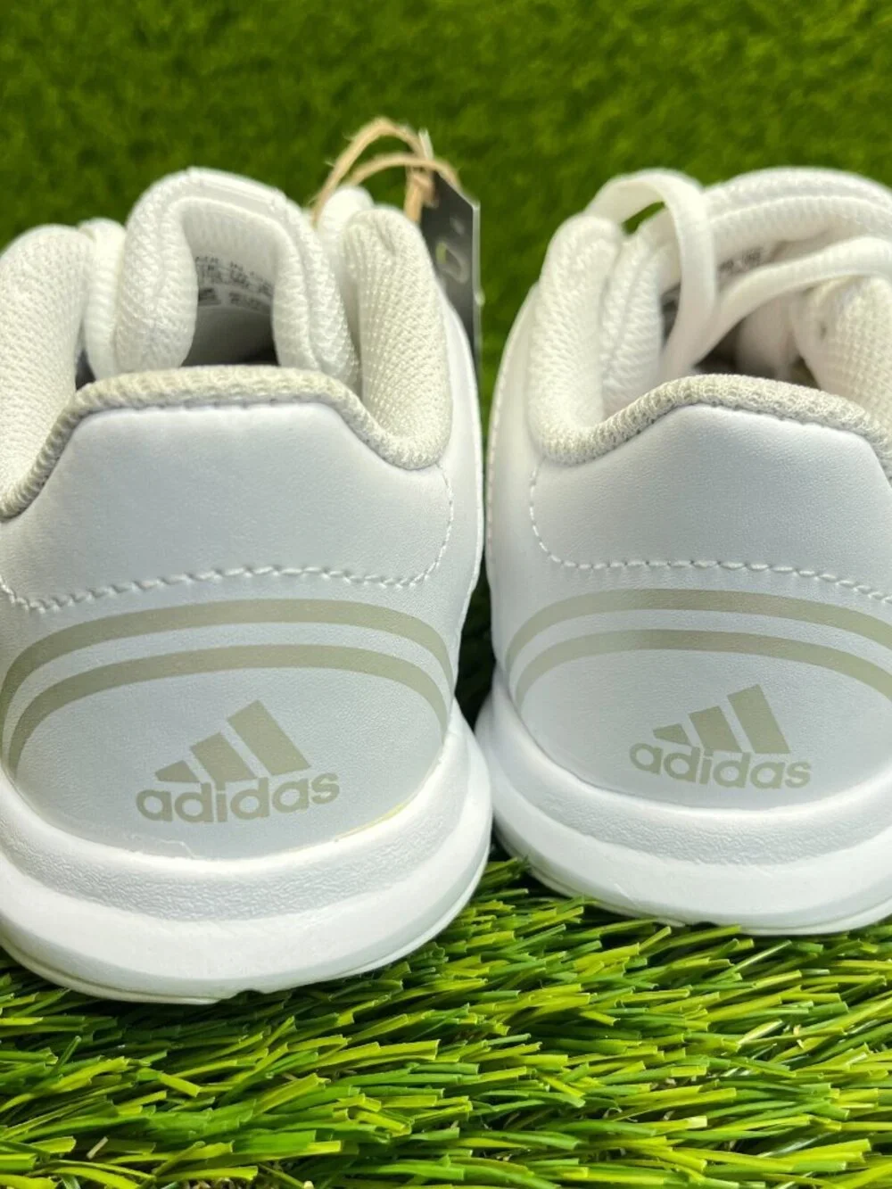 Adidas‎ Triple Cheer Boys Size 12K White Athletic Cheerleading Shoes Sneakers